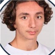 Si vous recherchez un professeur d’italien, vous pouvez me contactez.